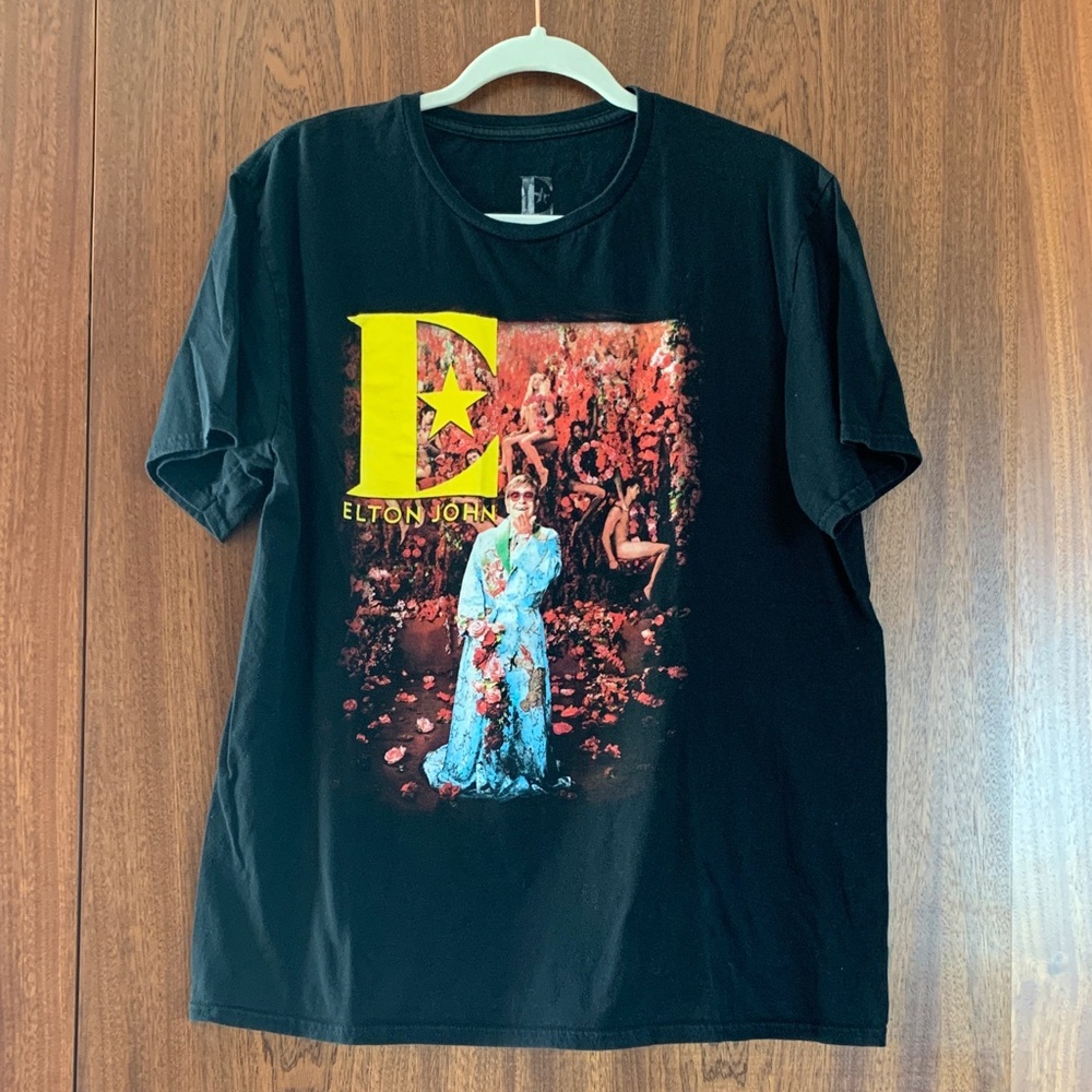 Black Elton John Farewell Yellow Brick Road Tour T-Shirt size L